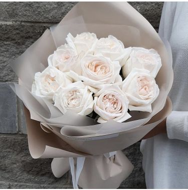 Букет 9 півоноподібних троянд Охара