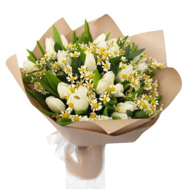 Ромашки та тюльпани