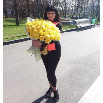 Жовта троянда Пенні лейн