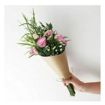 Букет з еустом та ромашки Танацетум Фрейя