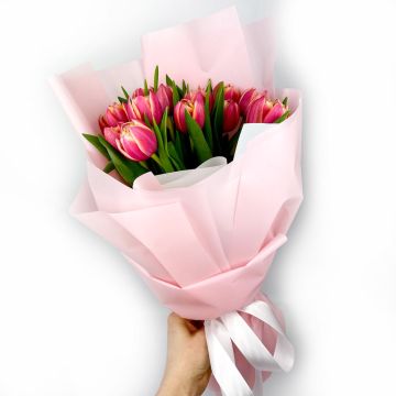 Букет 15 півоноподібних тюльпанів &quot;Ассен&quot;